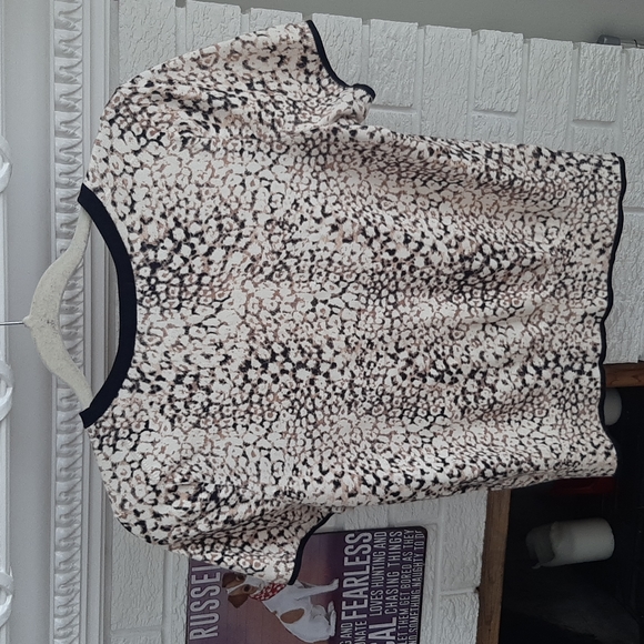 Women's Lands'end Knitted Short Sleeve Sweater Top Blouse Animal Print Size S - Picture 7 of 9